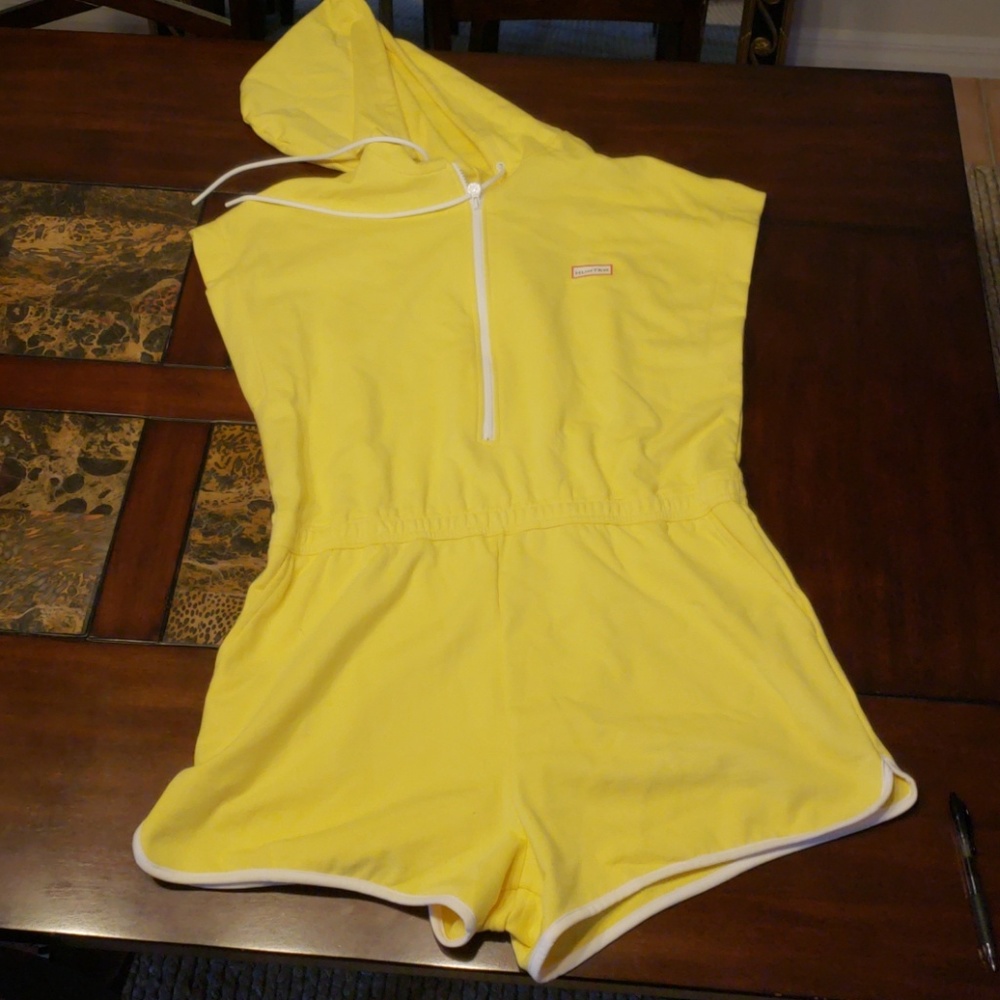 NWT Huntee For Target Yellow Romper XL